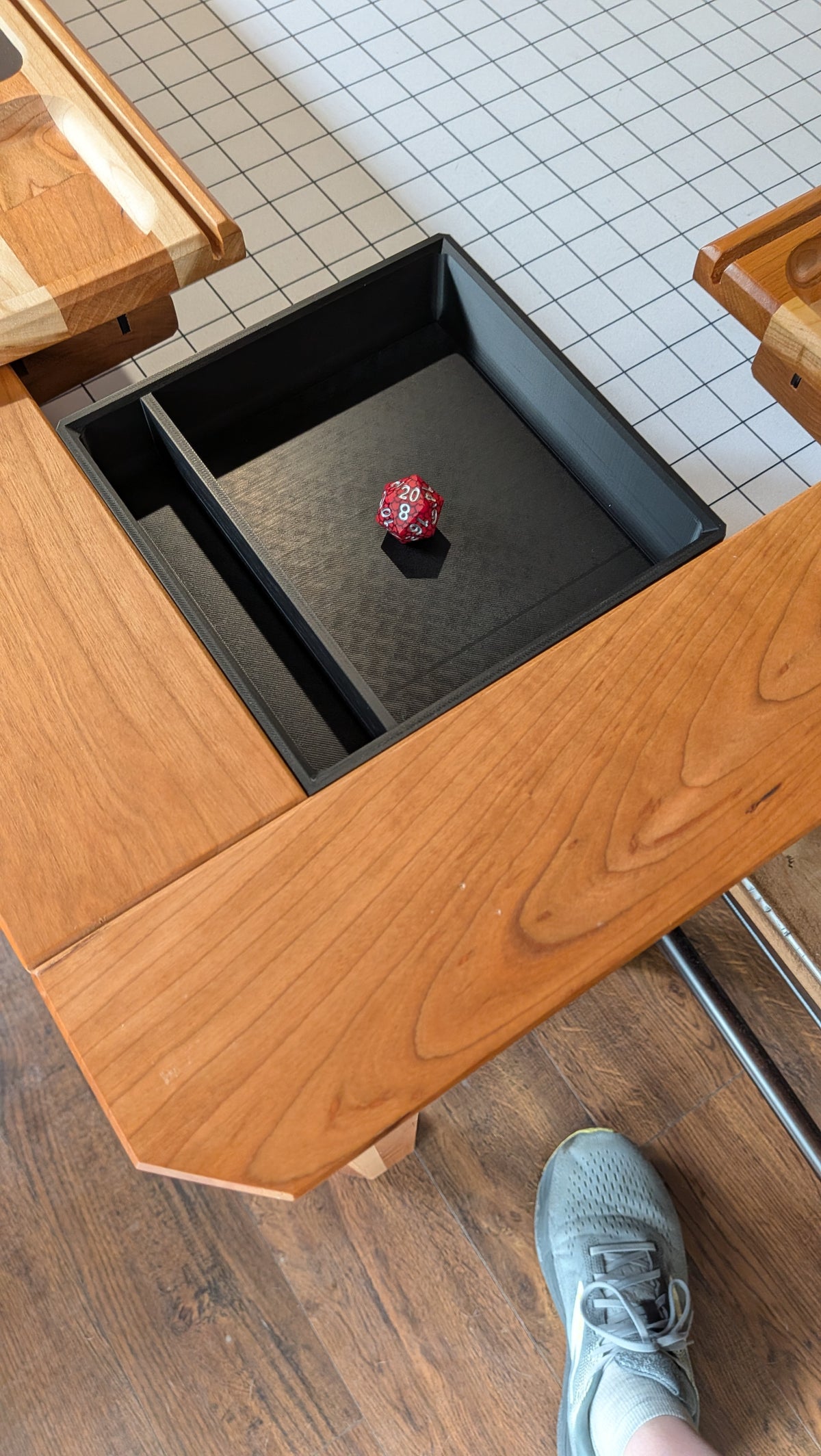 Wyrmwood Compatible Corner Dice Tray And Holder - For Tables With Magnetic Rail