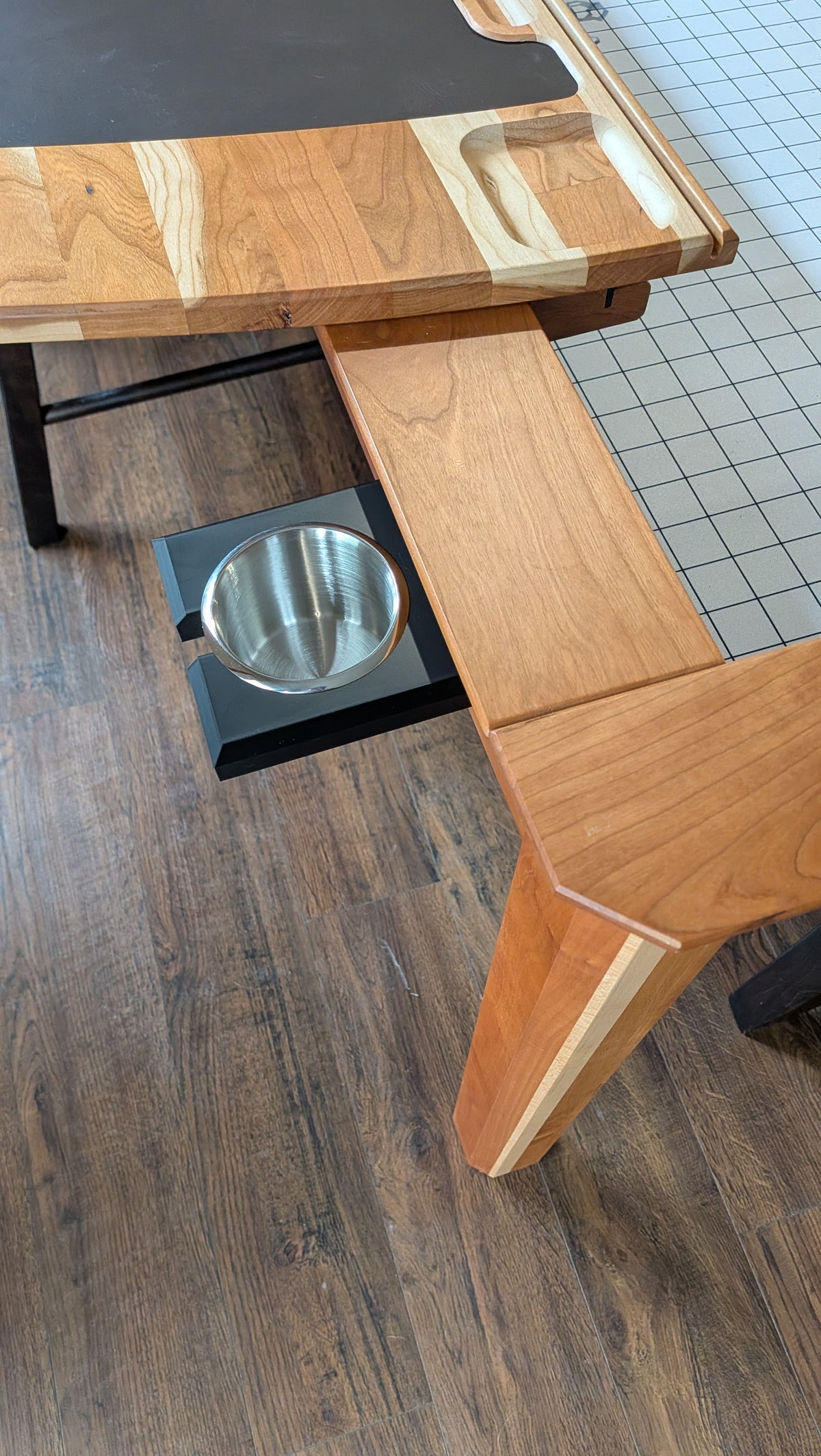 Wyrmwood Compatible Cupholder For Magnetic Rail, Cans, Wine Glass, Water Bottle