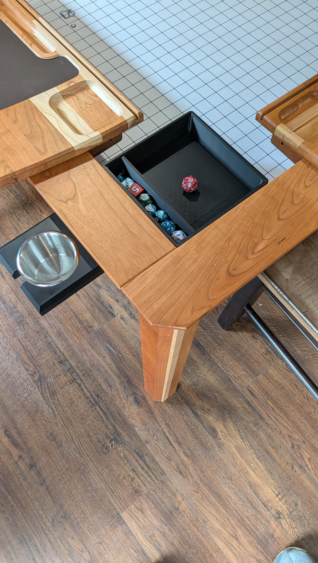 Wyrmwood Compatible Corner Dice Tray And Holder - For Tables With Magnetic Rail