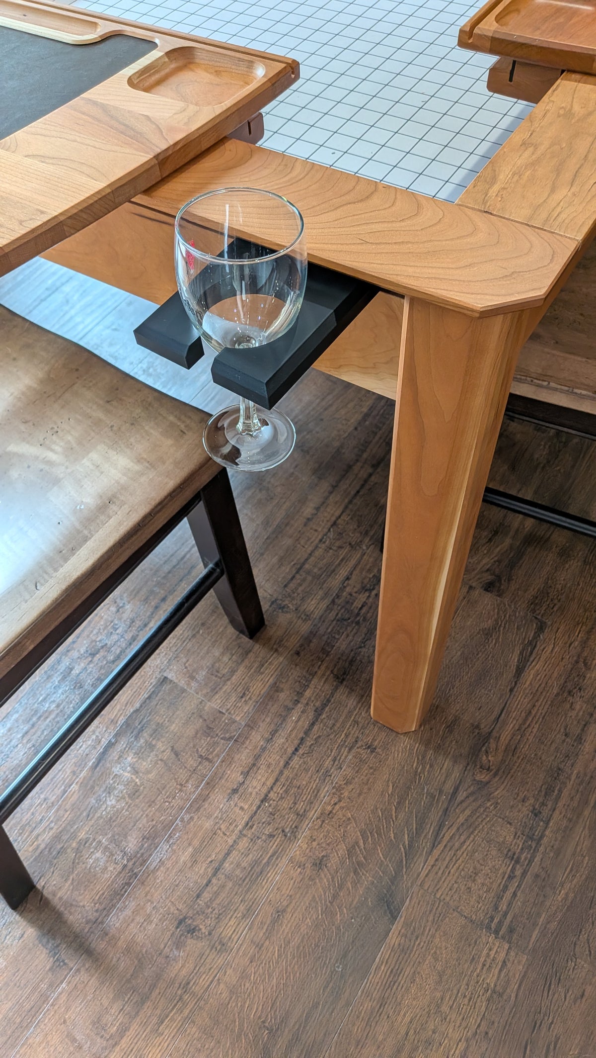 Wyrmwood Compatible Cupholder For Magnetic Rail, Cans, Wine Glass, Water Bottle